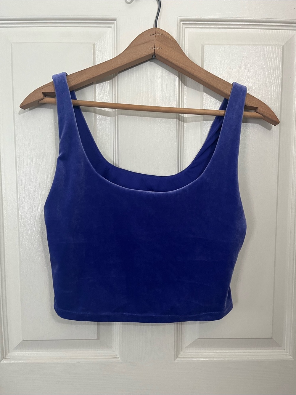 Athleta Velvet Cut-out Crop Tank Size S Noble Blue